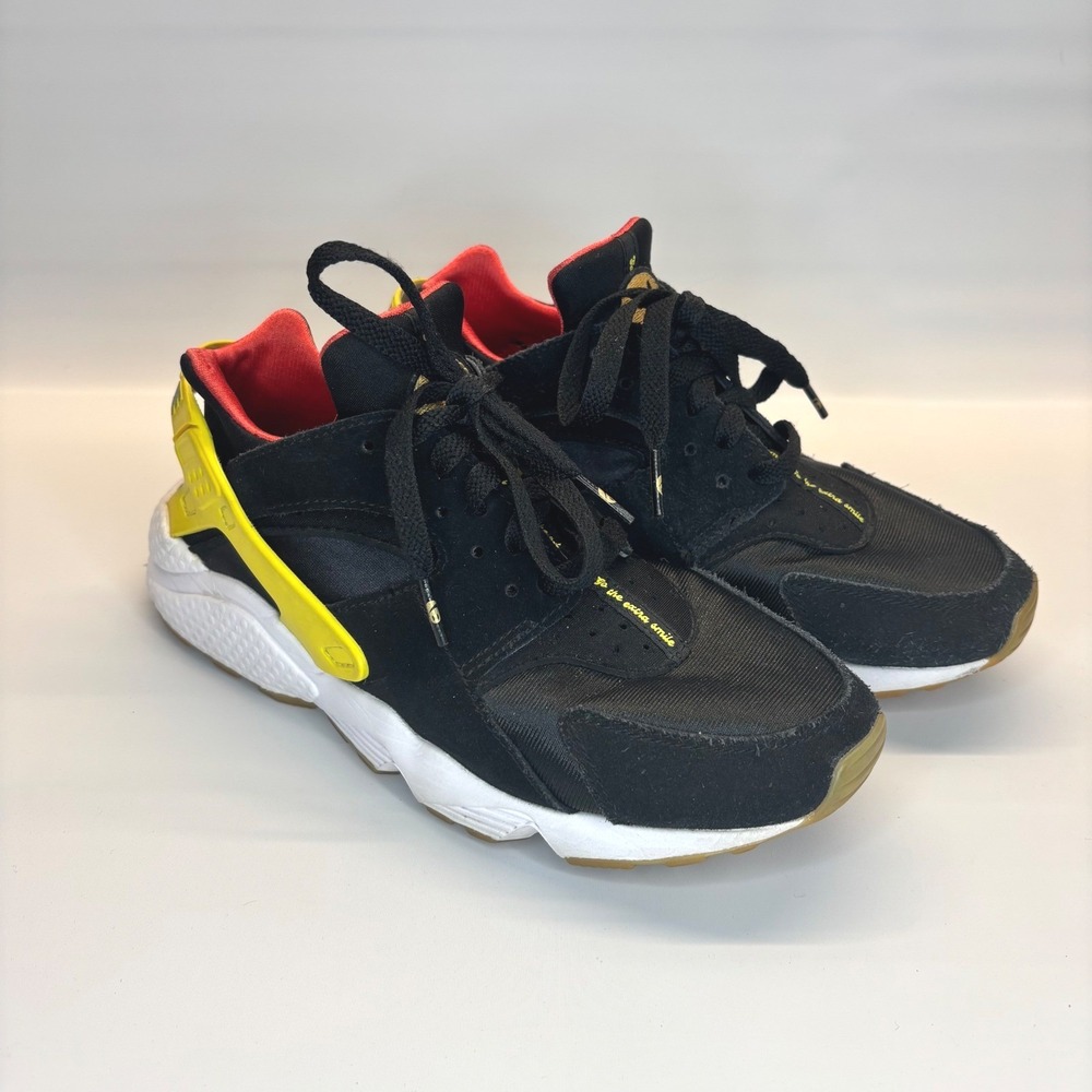 Nike Air Huarache Go The Extra Smile Black Yellow Red Sneakers Women's Size 8